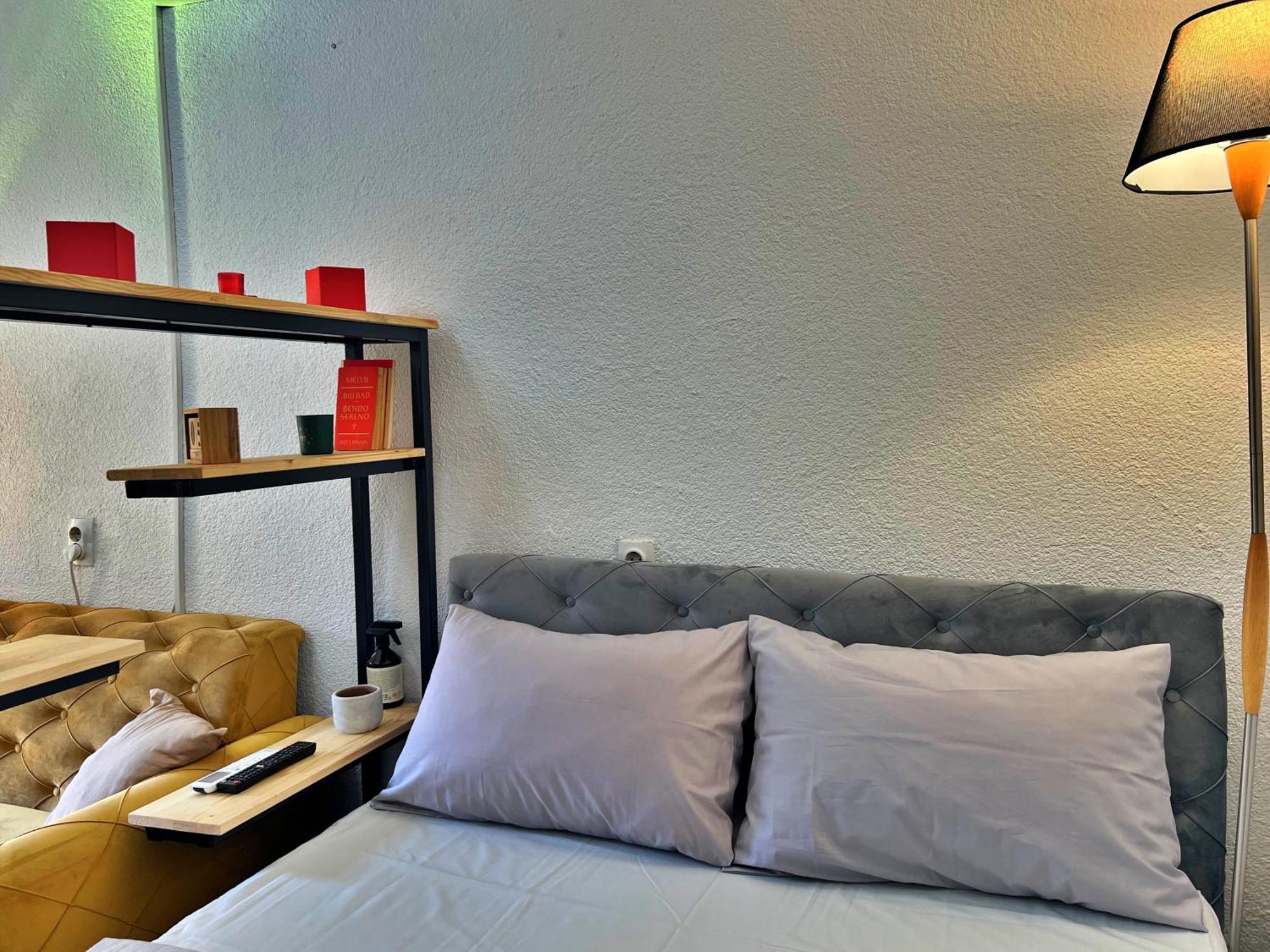 Chic Old Town Studio With Patio SJJ Extérieur photo