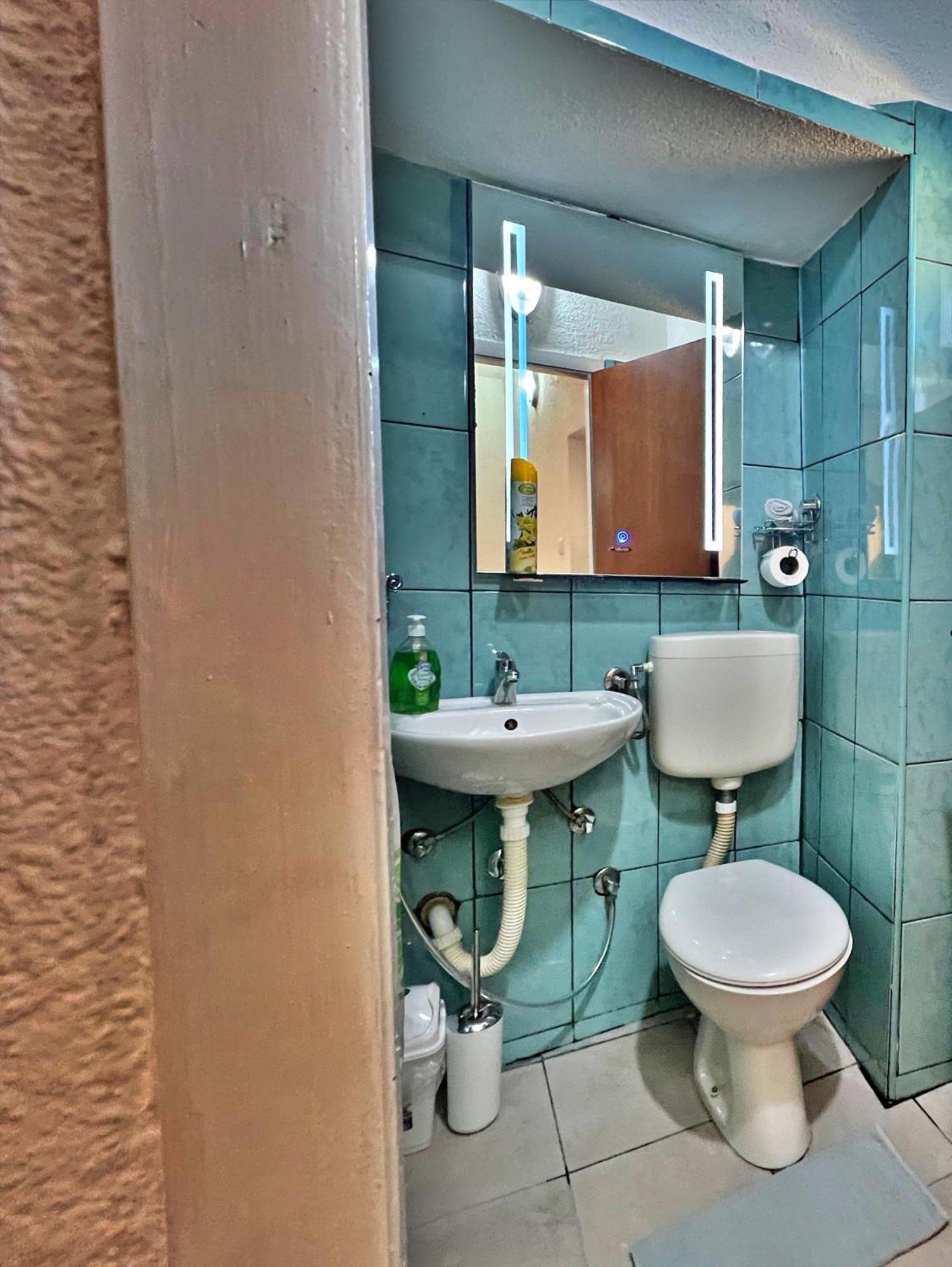Chic Old Town Studio With Patio SJJ Extérieur photo