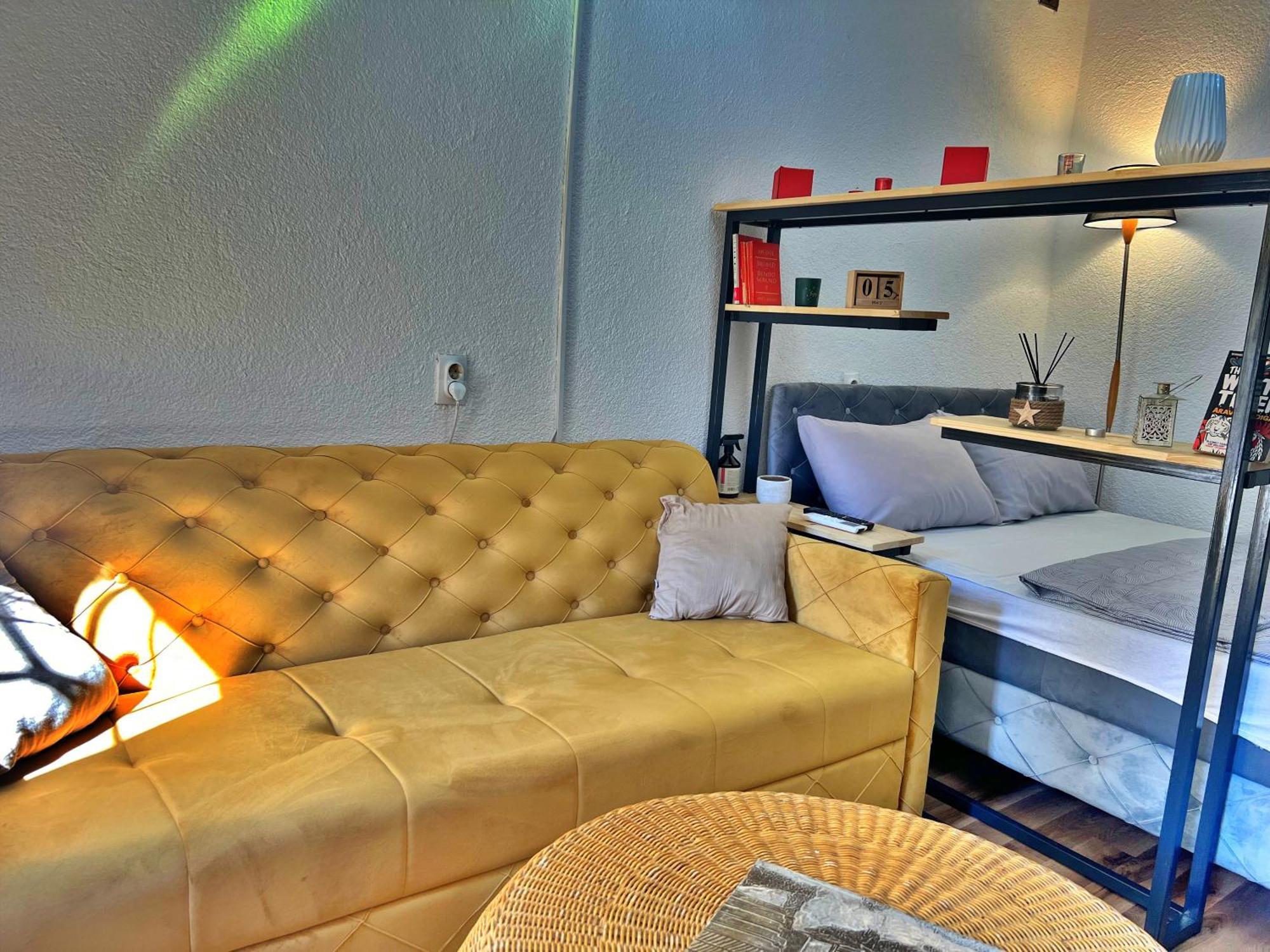 Chic Old Town Studio With Patio SJJ Extérieur photo